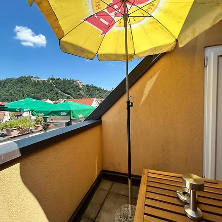 Mit Balkon Apartman *