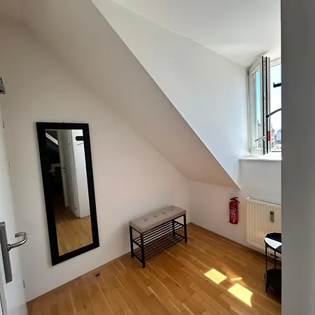 Apartman Mit Balkon *